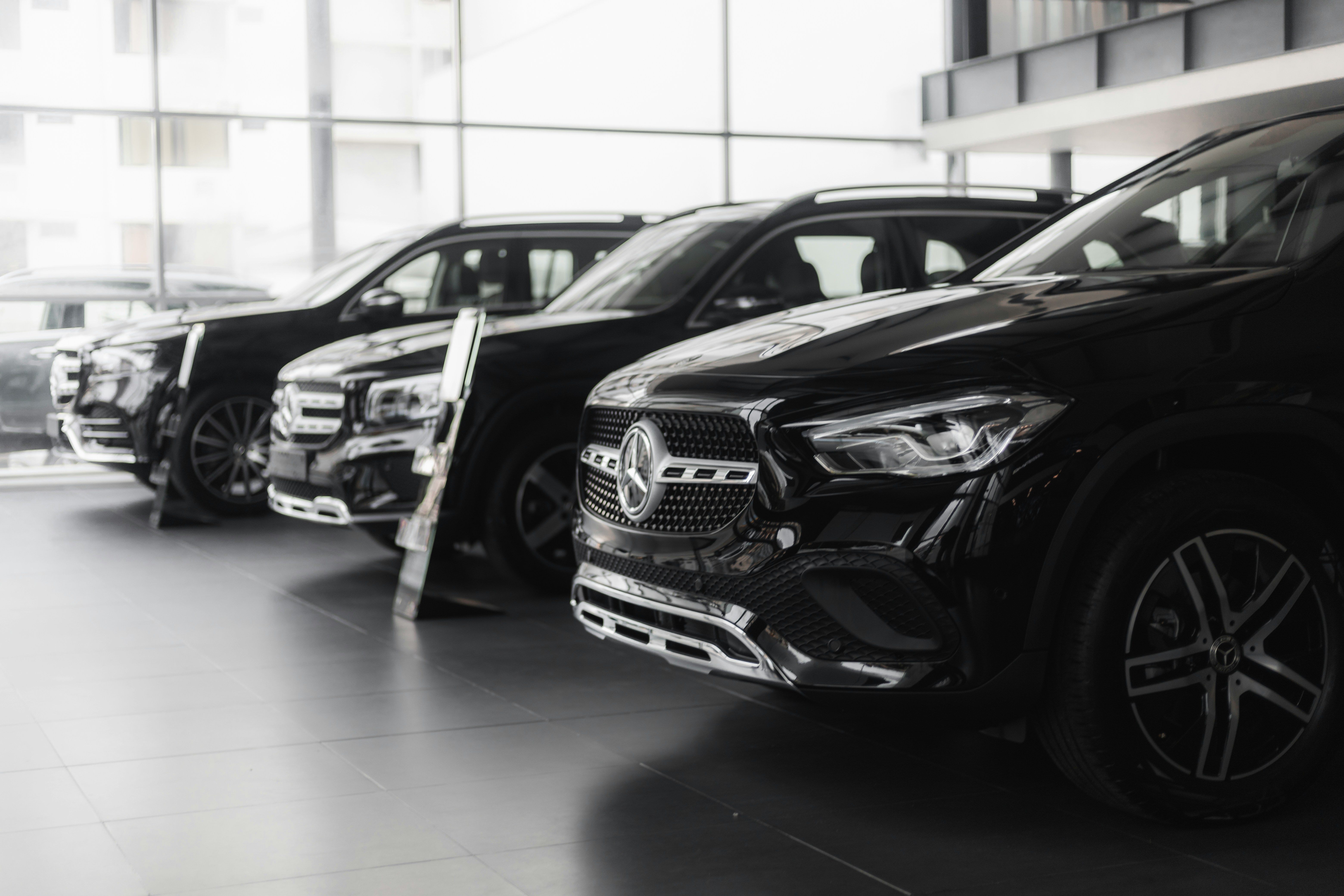 Premium Araç Showroom